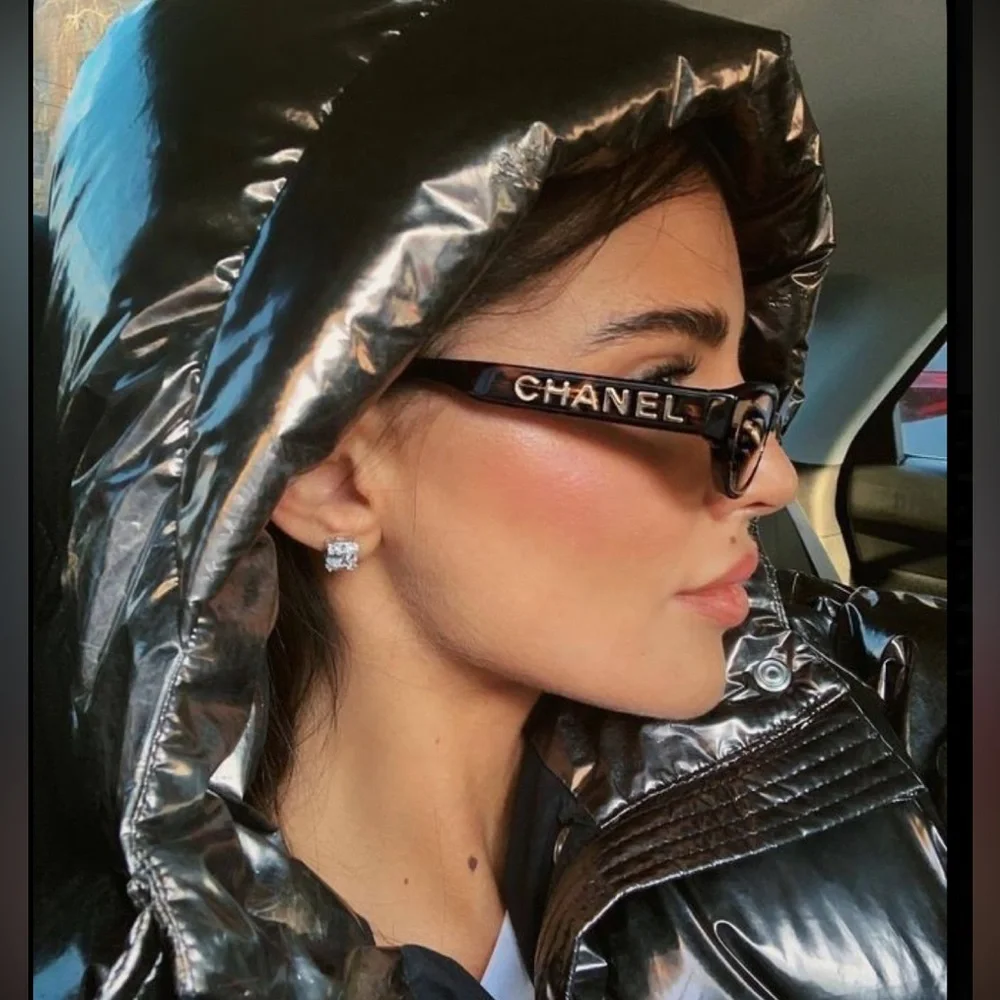 New Chanel Limited Edition rectangle sunglasses A71280 from 2018 collection.